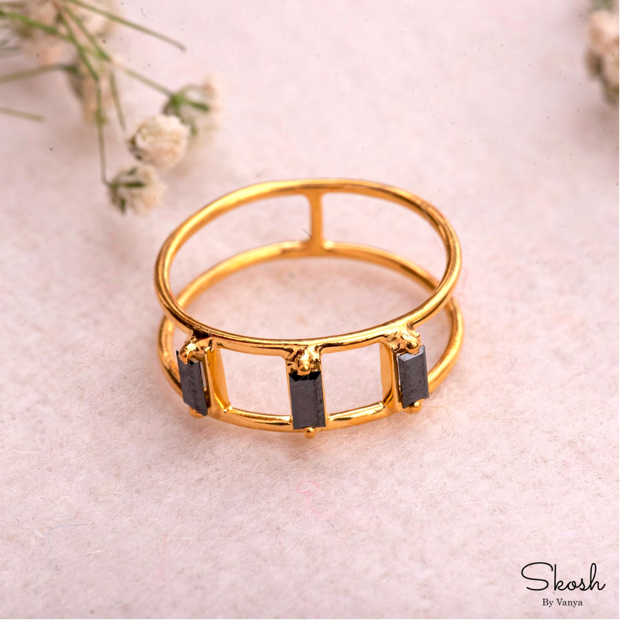 Minimalist Multi-Stone Raw Black Diamond Engagement Ring in a 14K Solid Gold Wedding Band: A Thoughtful Gift for Every Women