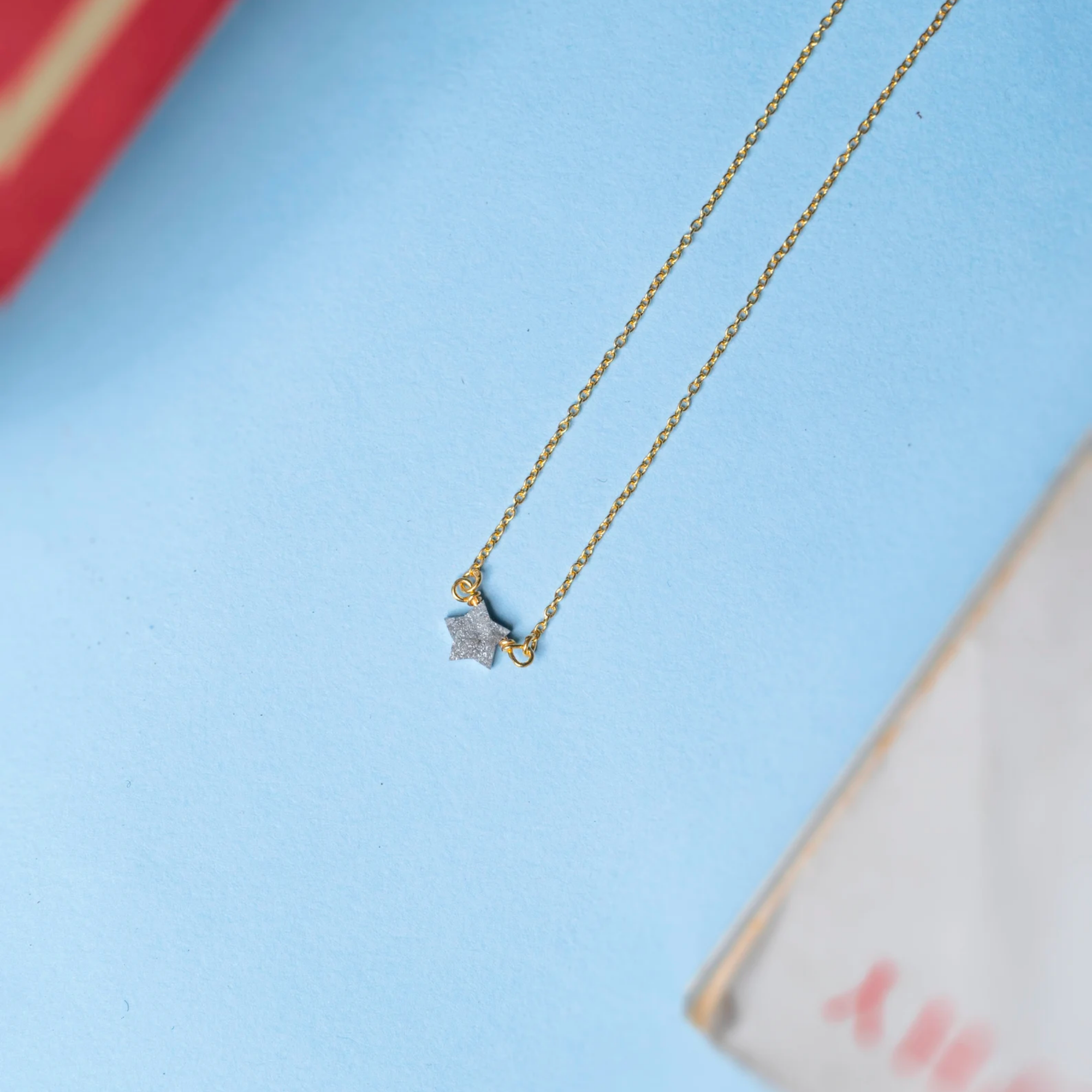 14K Solid Gold Rough Diamond Star Necklace: Dainty Celestial Choker with Floating Star, Minimalist Gift for Women