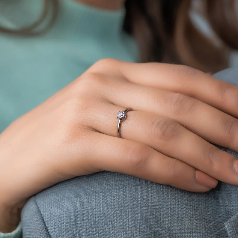 Earth Mined Pink Round Brilliant Cut Diamond Ring For Her