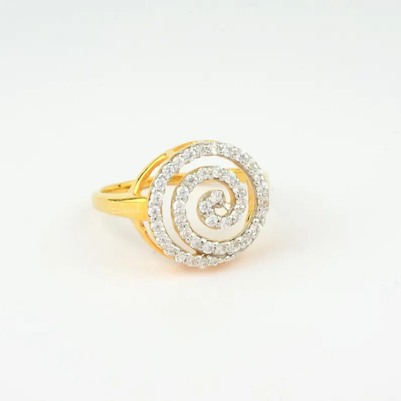 Round Spiral Diamond Statement Ring