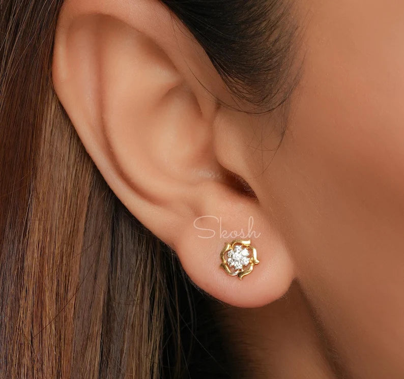 Dainty Lab Grown Diamond Stud Earrings, Floral Diamond Studs, 14k Solid Gold Minimal Jewelry, Everyday Wear