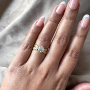 1 Carat Round Cut Lab Grown Diamond Engagement Ring with Leaf Band