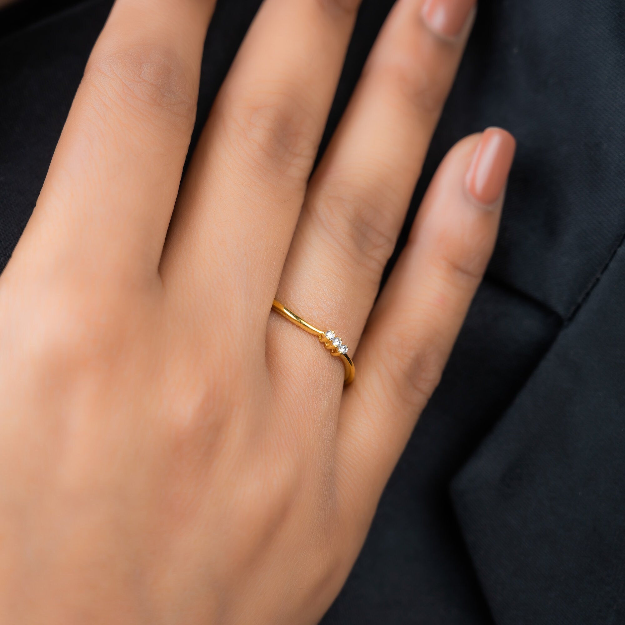 Minimal 3 Diamond Wavy Stacking Ring