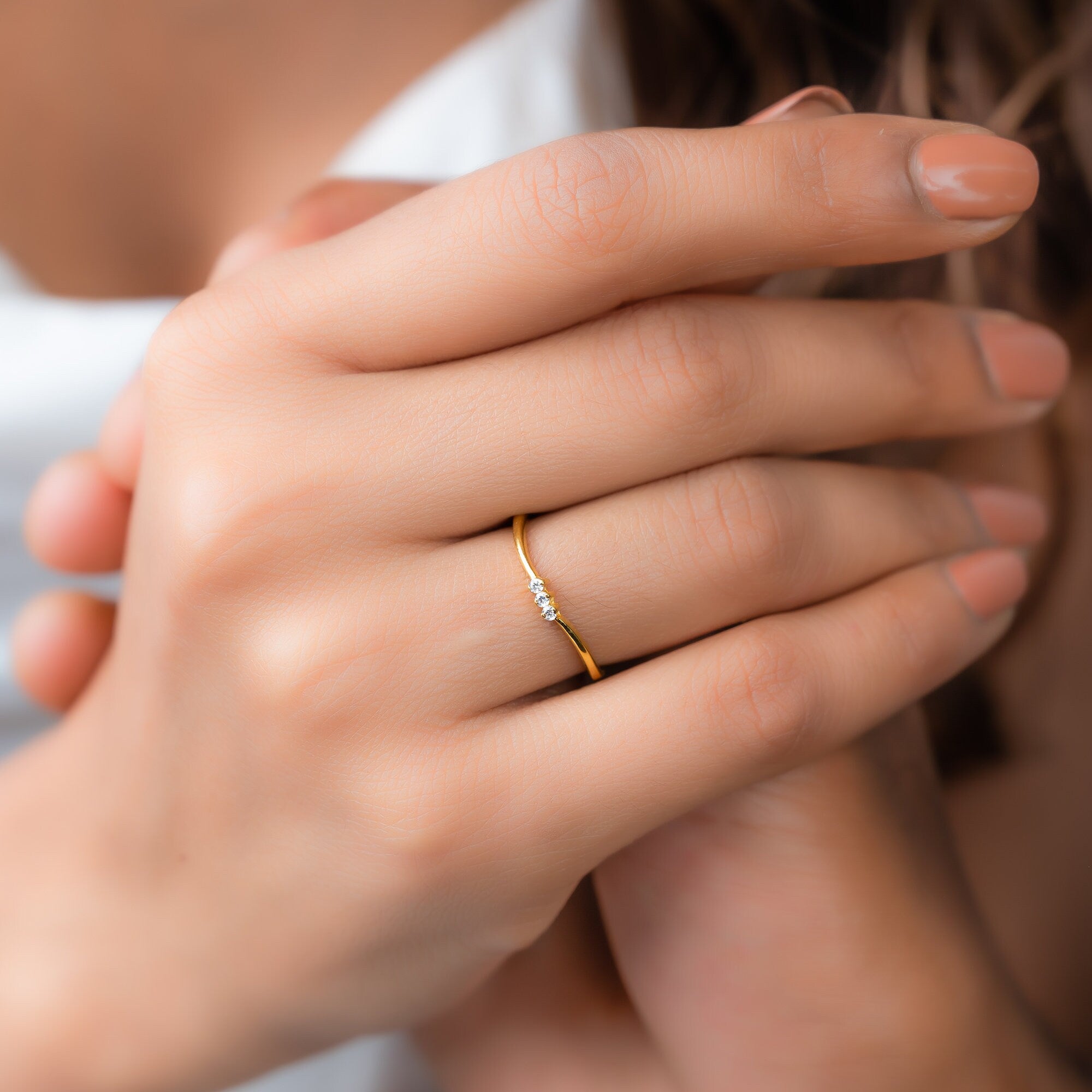 Minimal 3 Diamond Wavy Stacking Ring
