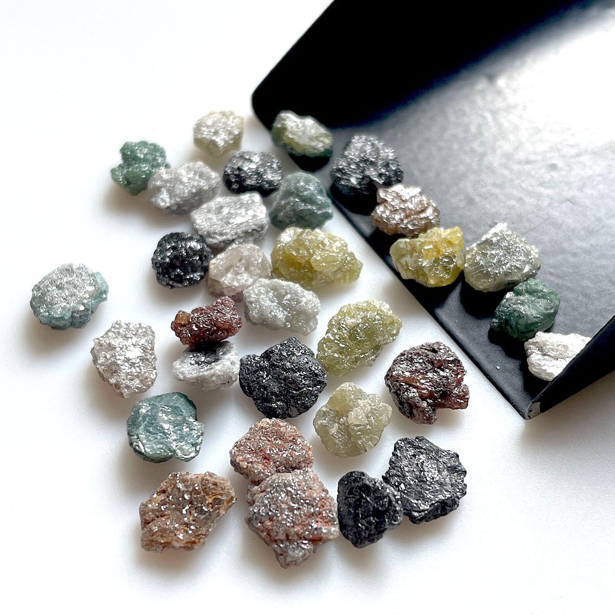 White Raw Diamond Chunky Boho Style Solitaire Statement Ring