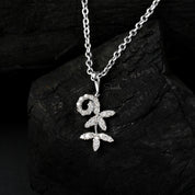 Minimal Flower Lab Grown Diamond Pendant Necklace