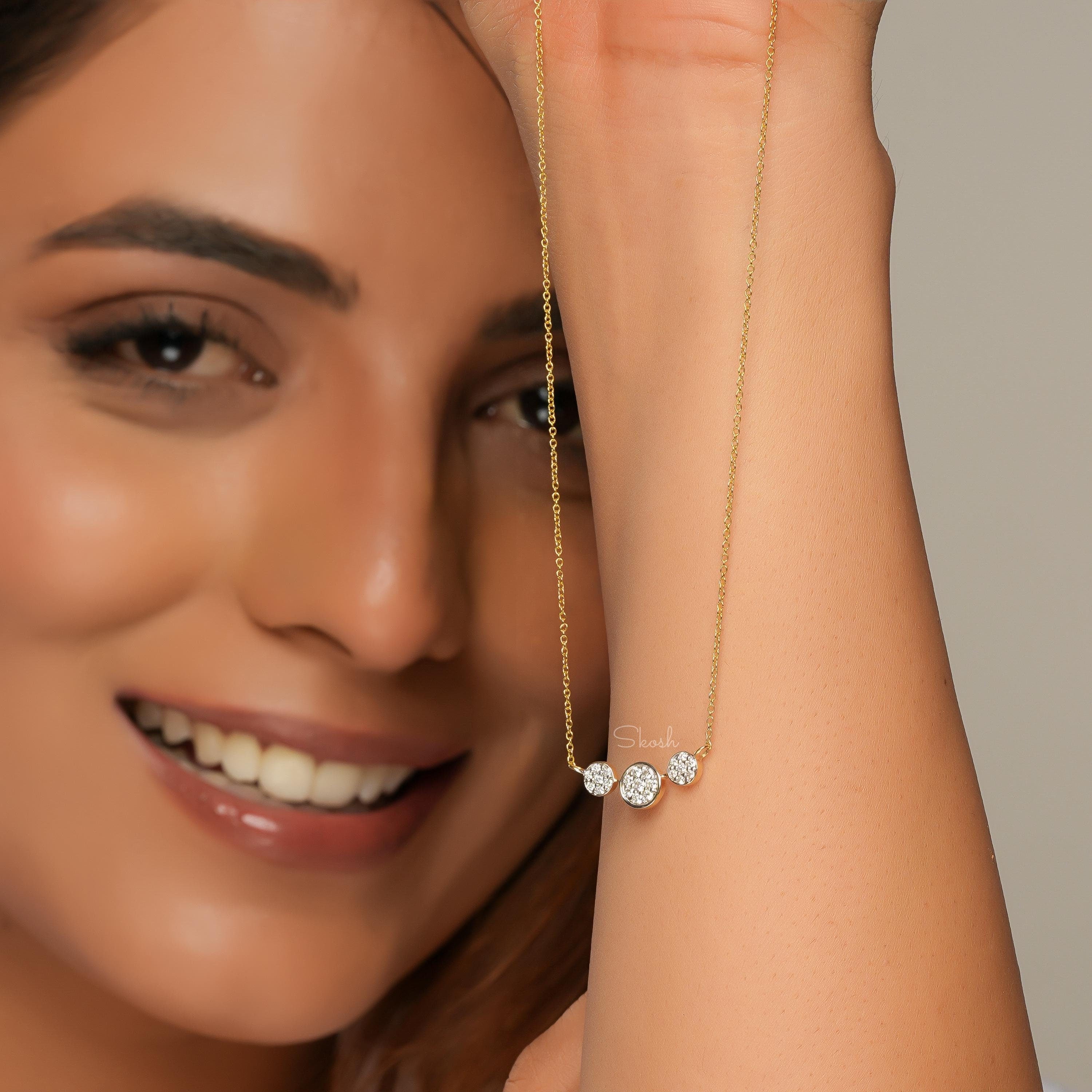 Round Diamond Pendant Necklace