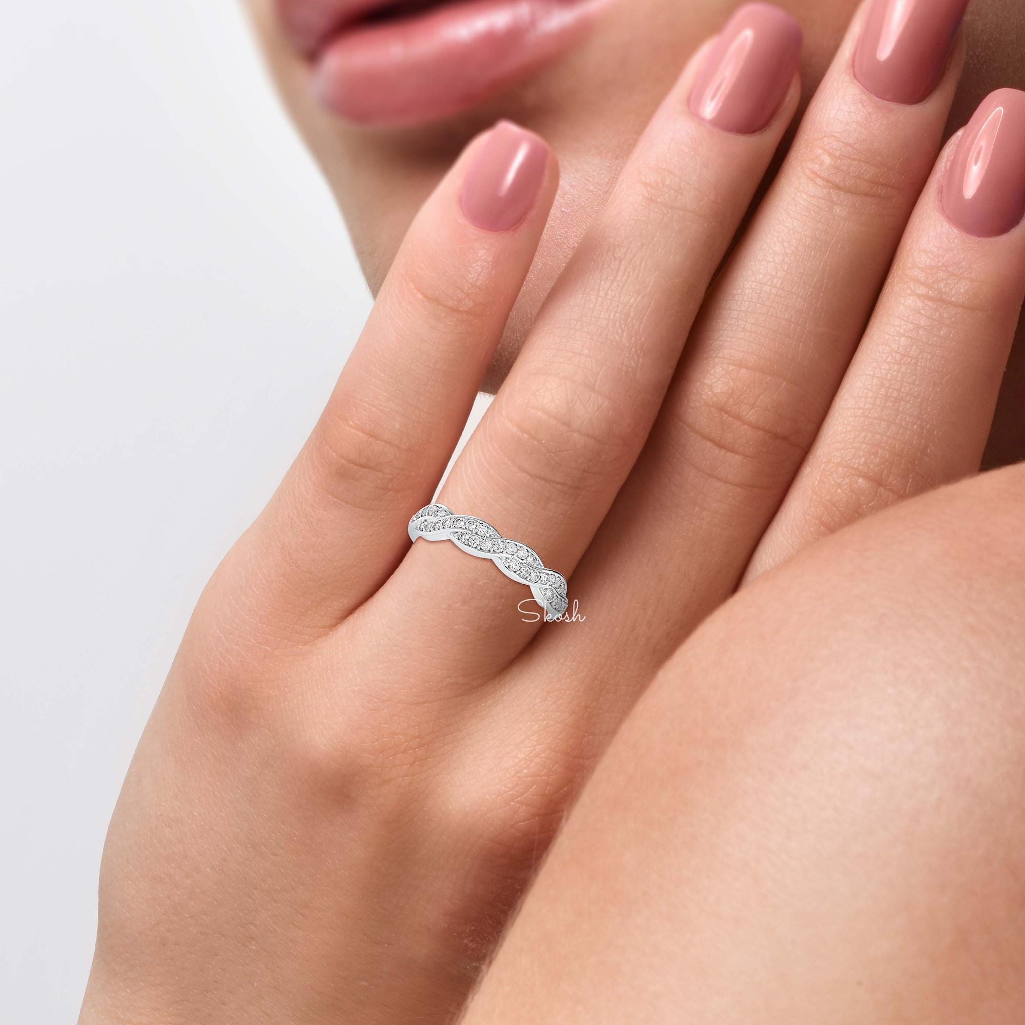 1.35mm Dainty Round Cut Lab Grown Diamond Wedding Band