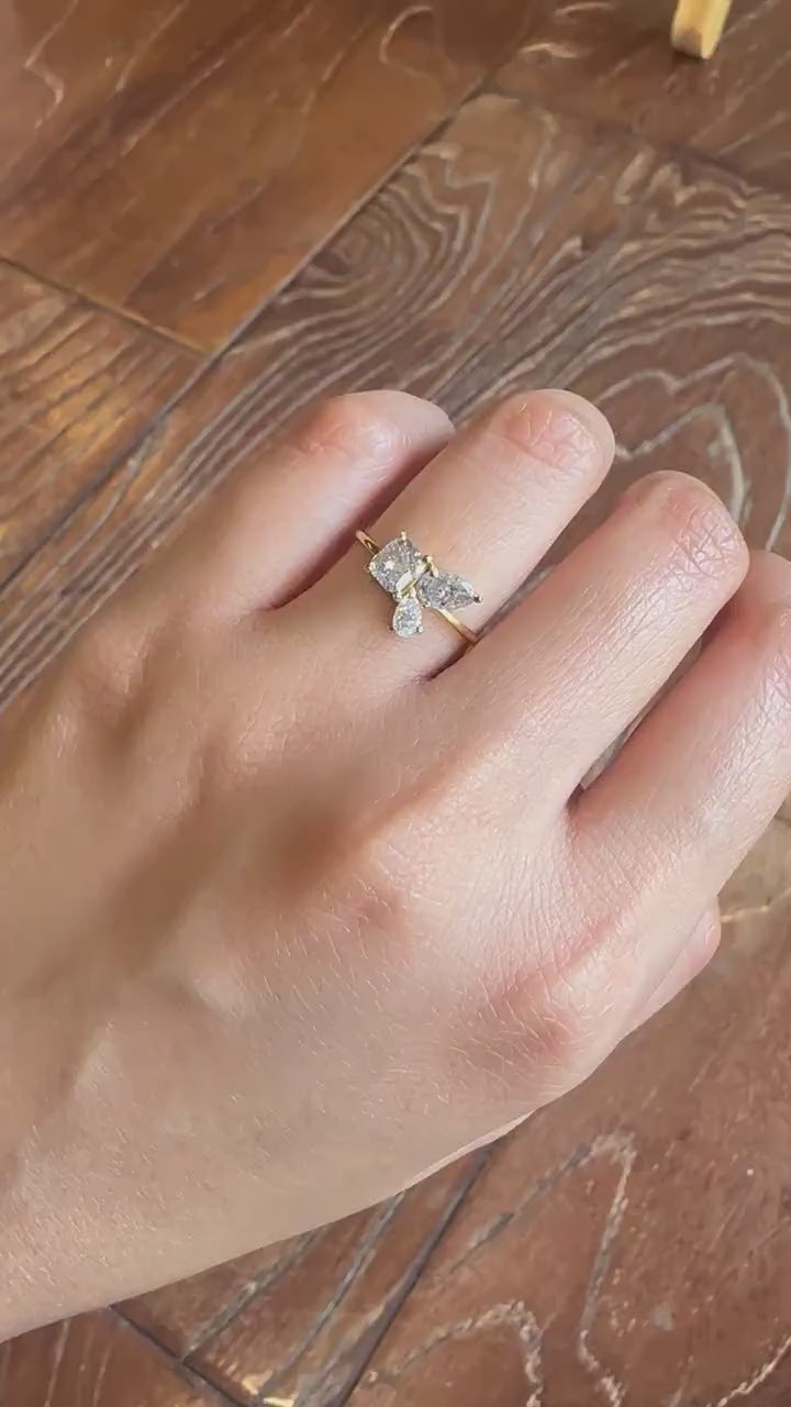 White Gray Salt and Pepper Solitaire Engagement Ring, 14K Solid Gold Diamond Cluster 3 Diamond Ring, Unique Engagement Ring - Conflict Free